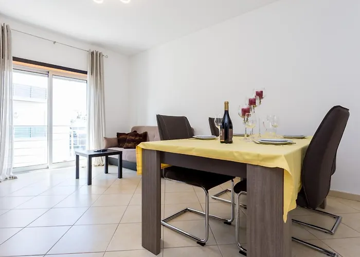 شقة Ouranascente البوفيرا